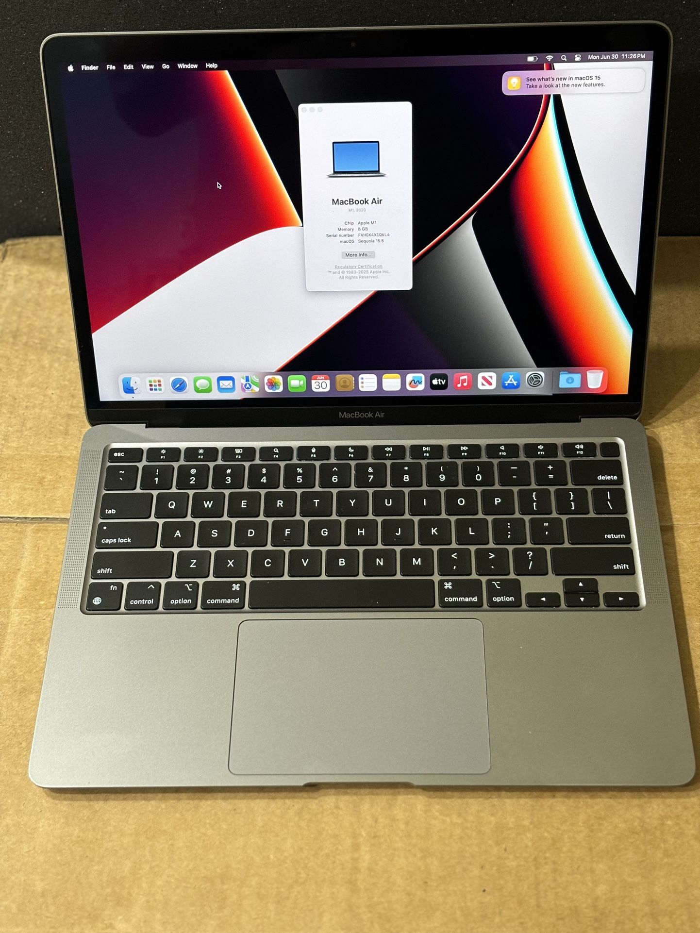 Macbook Air M1 8gb/256 gb ssd space gray