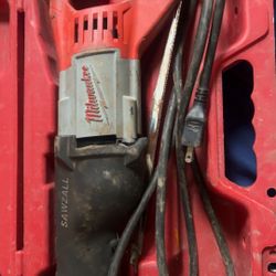 Milwaukee Sawzall 