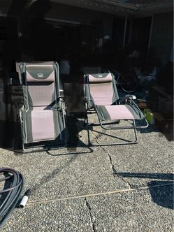 Zero Gravity foldable Lounge chairs