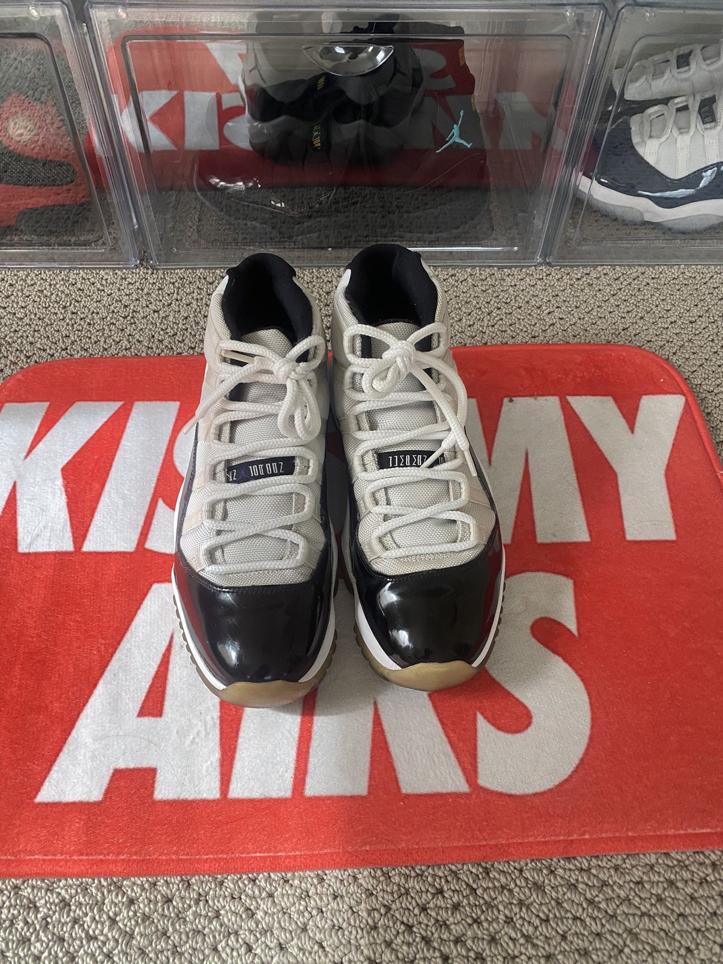 FOR SALE:JORDAN 11 CONCORD