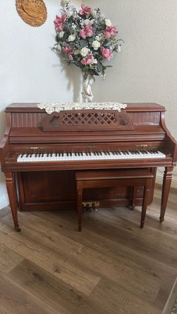 Kimball piano