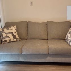 New Couches I’m Moving Out To Florida 