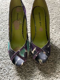 Madden Girl Women’s Lucinda Peep Toe Wooden Heel Multi-color Abstract Pumps