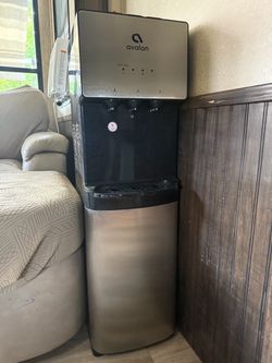 Avalon water dispenser