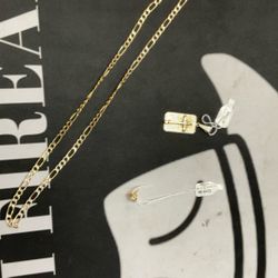 Gold Chain And Diamonds 