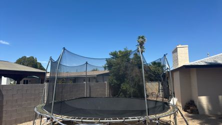 Trampoline 17ft free