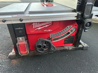 Milwaukee cordless table saw