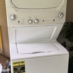GE top washer and bottom dryer unit