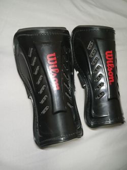 Wilson youth shin guards/ espinilleras infantiles