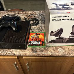 Xbox One 500gb / RDR 2/ Thrustmaster Controller