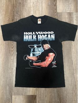 Vintage WWE Hulk Hogan shirt (size Medium) 2002