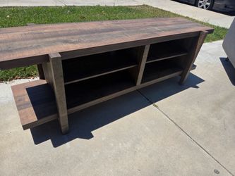 TV Stand With Shelves