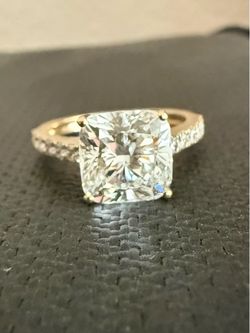 14K 3.36 CTW Lab Grown Diamond Ring with IGI Report.