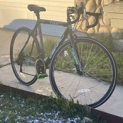 Send Trades/offers - 22” GMC Denali Road Bike 57cm aluminum frame 700c