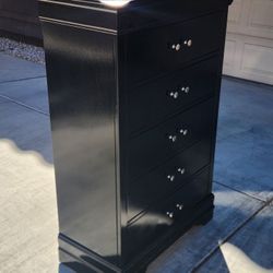 Tall Furniture Dresser Chest 5 Drawer* FREE LOCAL DELIVERY 