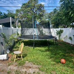 Trampoline 