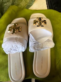 Tory Burch NEVER WORN!!