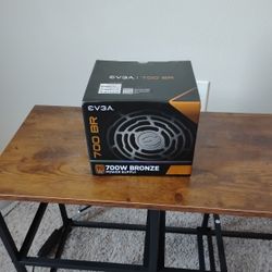 EVGA 700w Power Supply. 