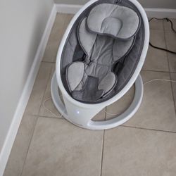 Munchkin Baby Swing