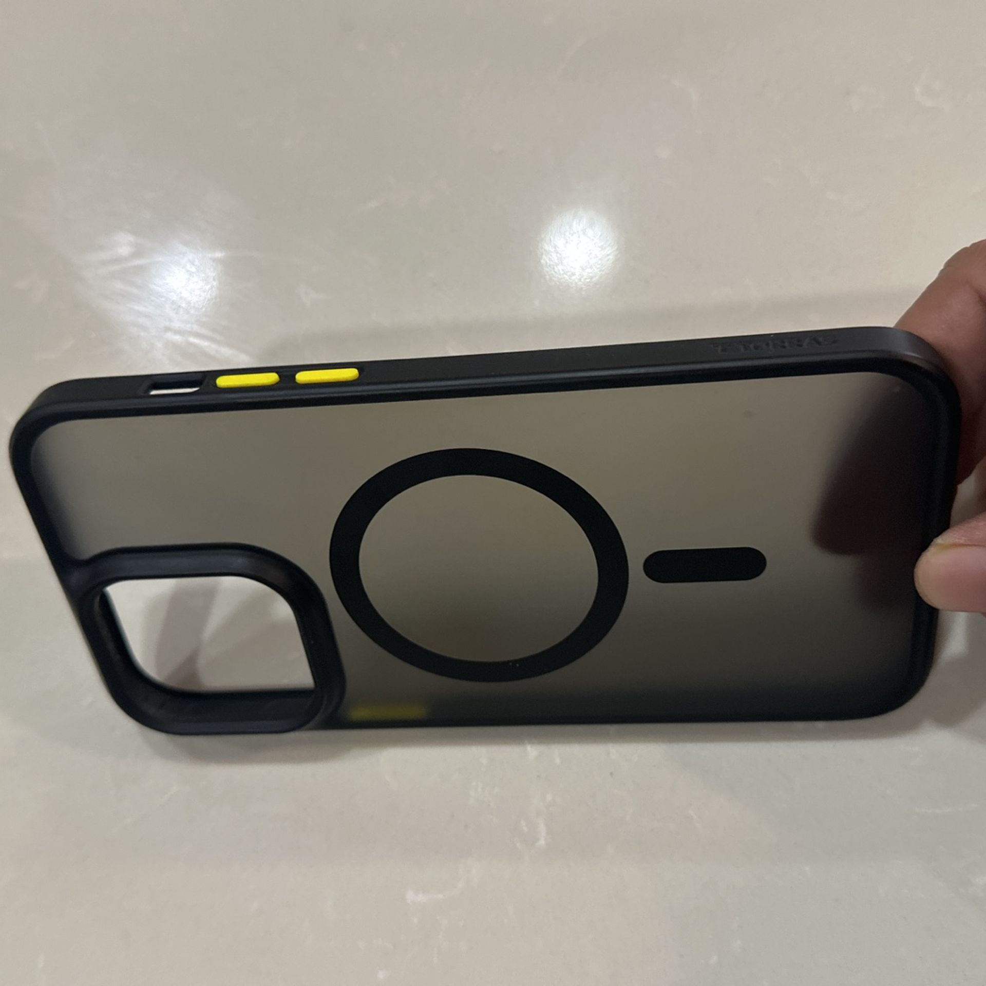 iPhone 14 Pro Max Cover, Like New