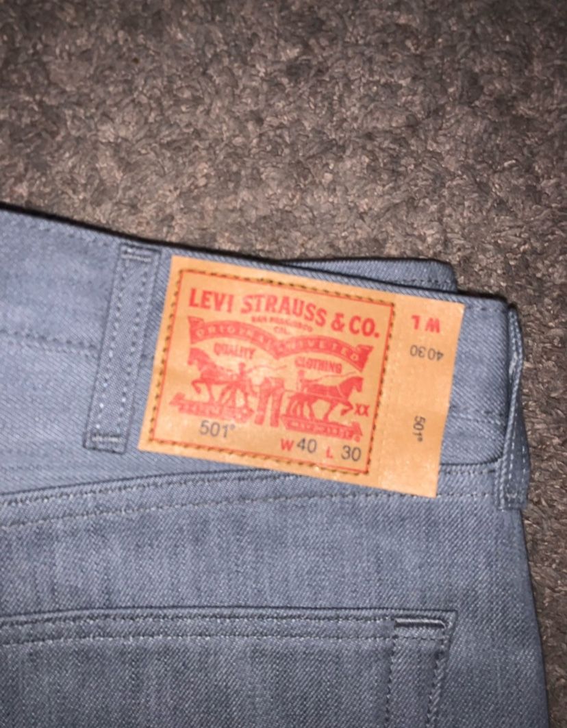 levi 501 grey size 40/30