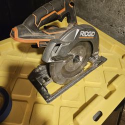 Circular Saw (Rigid GenX5)