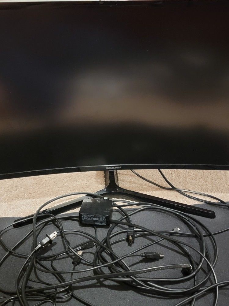 Xbox One S Gaming Setup