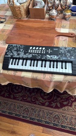First act discovery piano.
