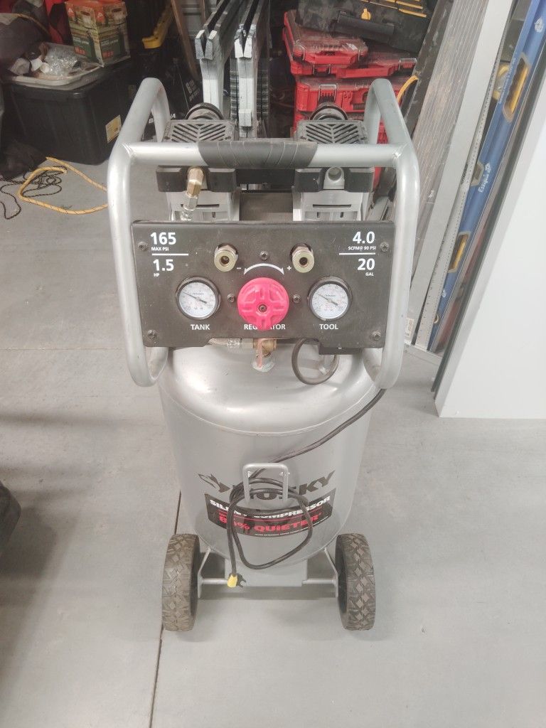 Husky 20 Gallon 165 Max PSI