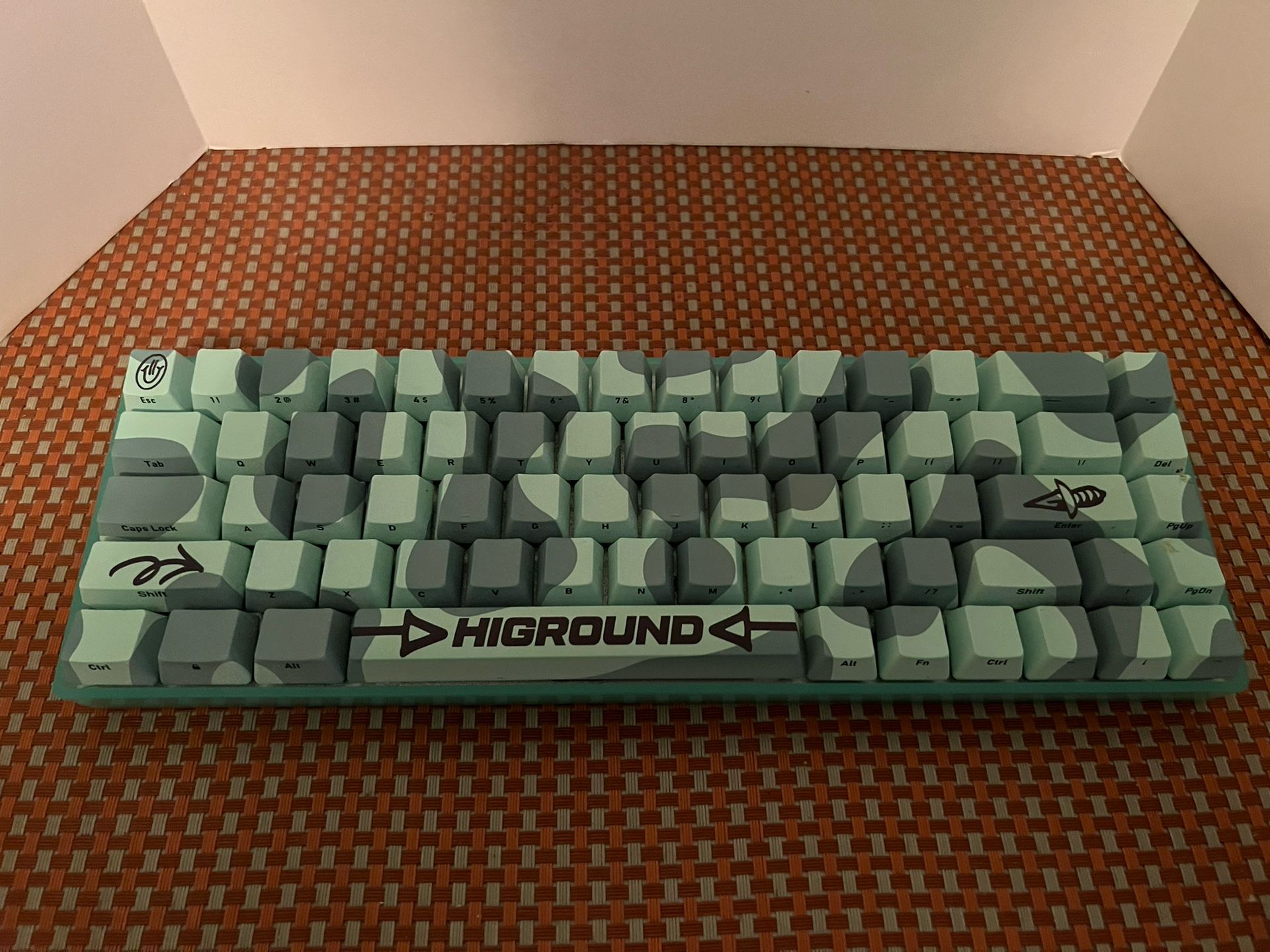 Higround Keyboard Stock X Edition
