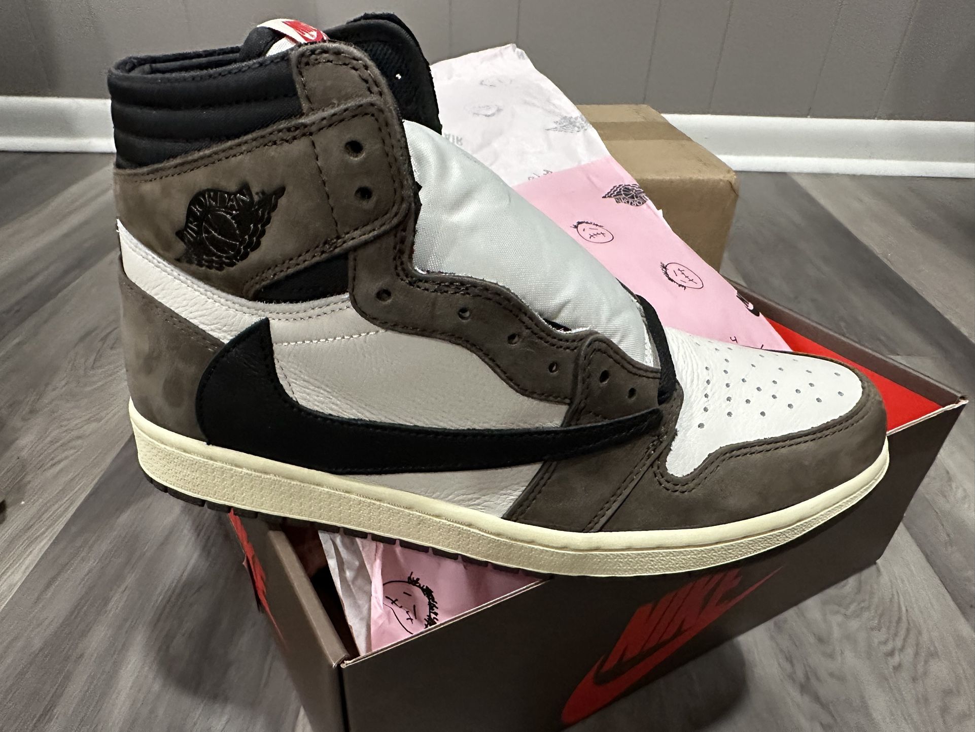 Jordan 1 Retro High OG SP Travis Scott Mocha DS11 - NEW