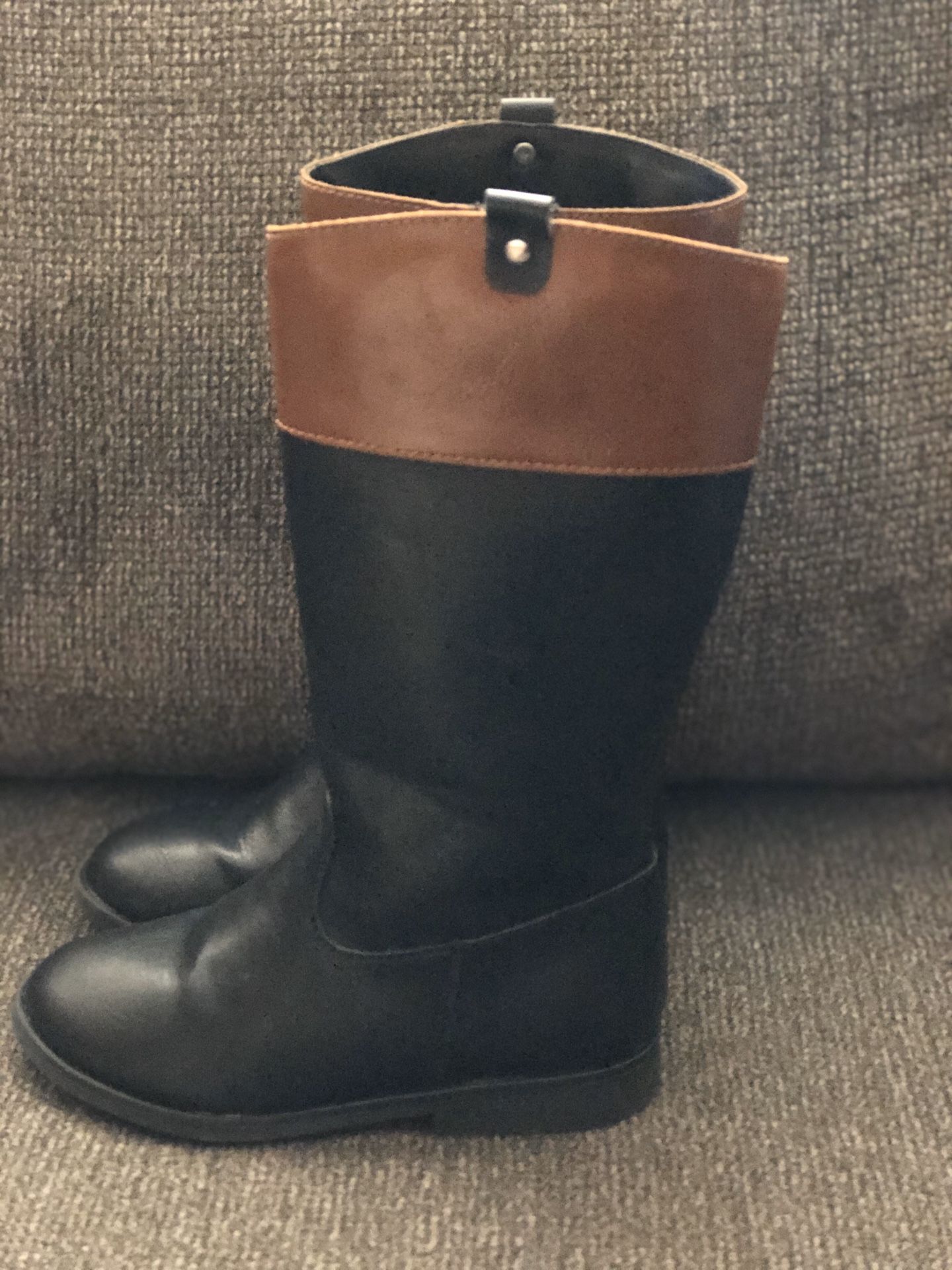 Toddler Girl - Boots (Size 9)