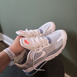 Nike Air Max 270 React
White Pure Platinum mens sneakers 10,5 sz