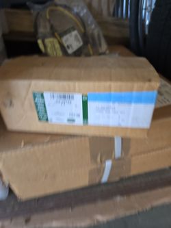 2019 Land Rover two wheel brake set. Brand new