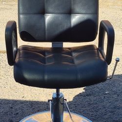 💲25 Salon Chair 