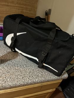 Off White X Nike Duffle Bag for Sale in The Bronx, NY - OfferUp