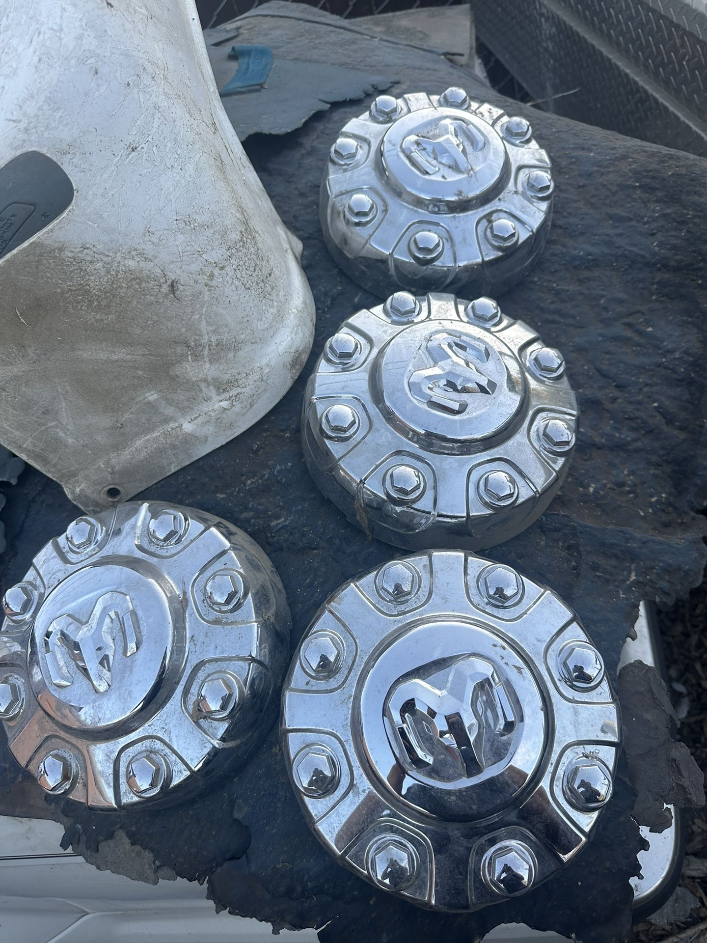 Ram Stock Caps