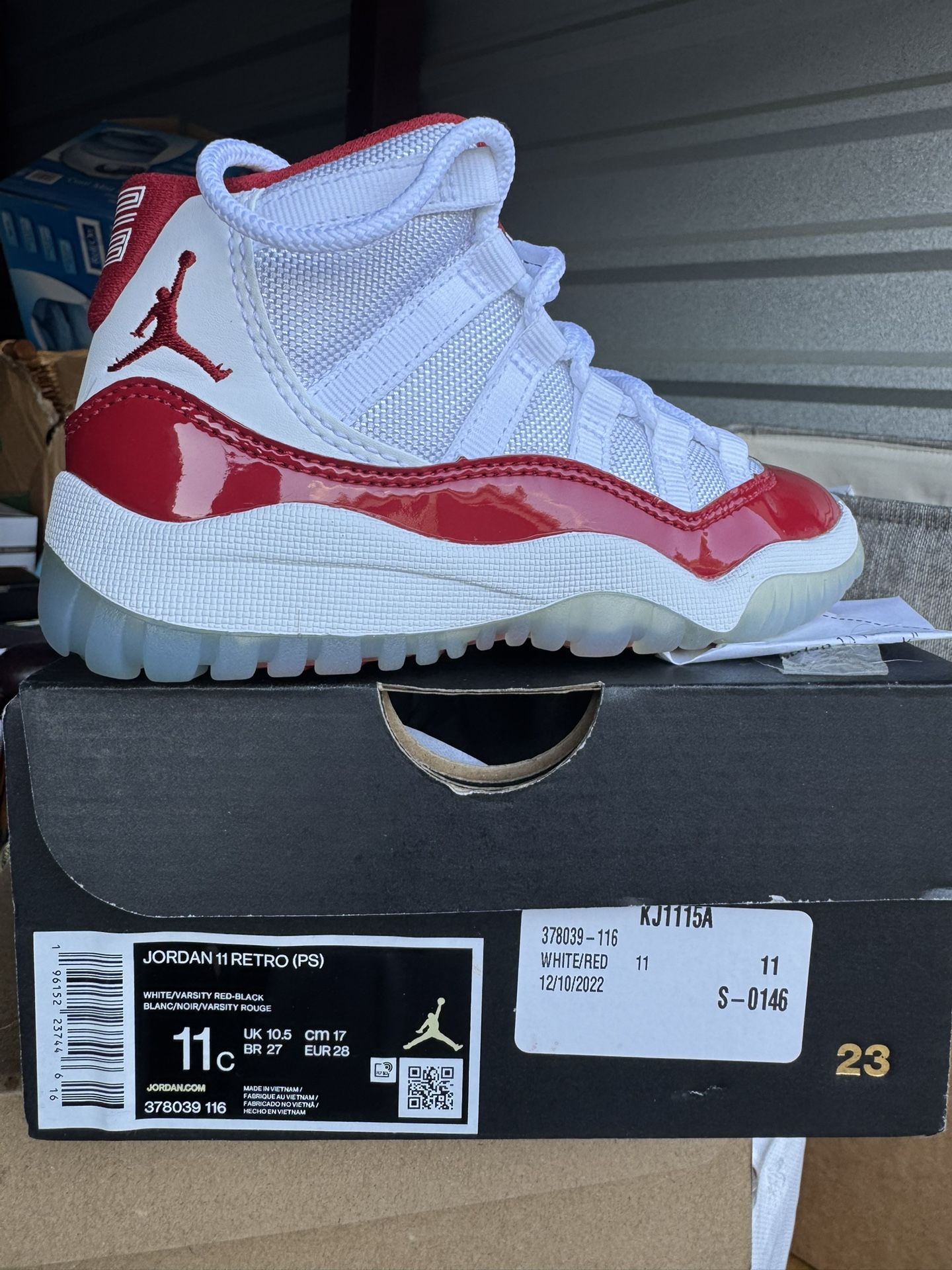 Nike Air Jordan 11 Retro Cherry Boys size 11c (New in Box)