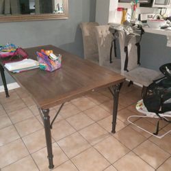 Kitchen Table And Chairs 