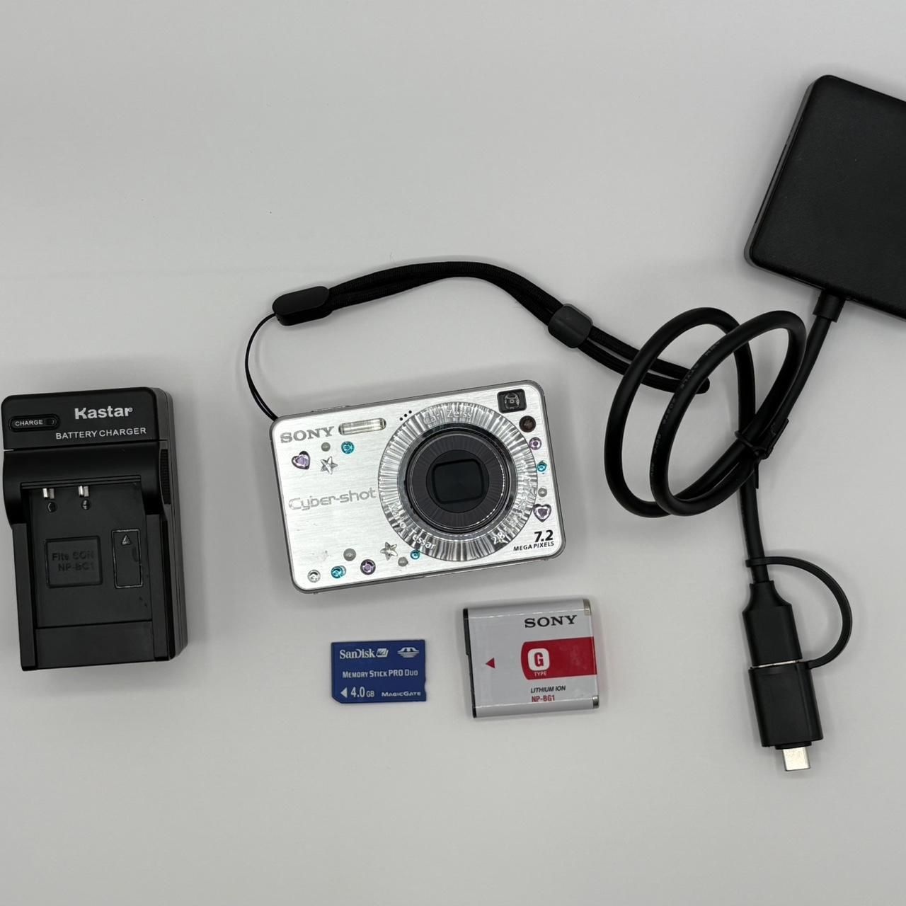 Sony Silver Cameras-and-accessories(L141)