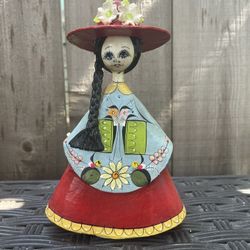 Vintage papier-mâché