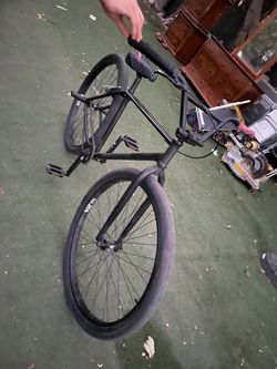 29 inch wheelie bike (look at description!!)