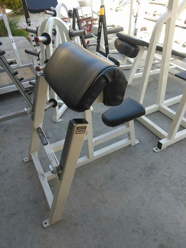 Commercial preacher curl bench and stands for Sale in Victorville, CA