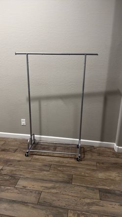 Clothes hanger with wheels