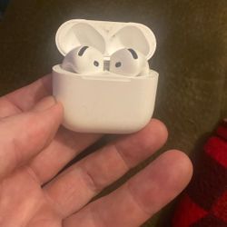 Apple AirPods gen 4 