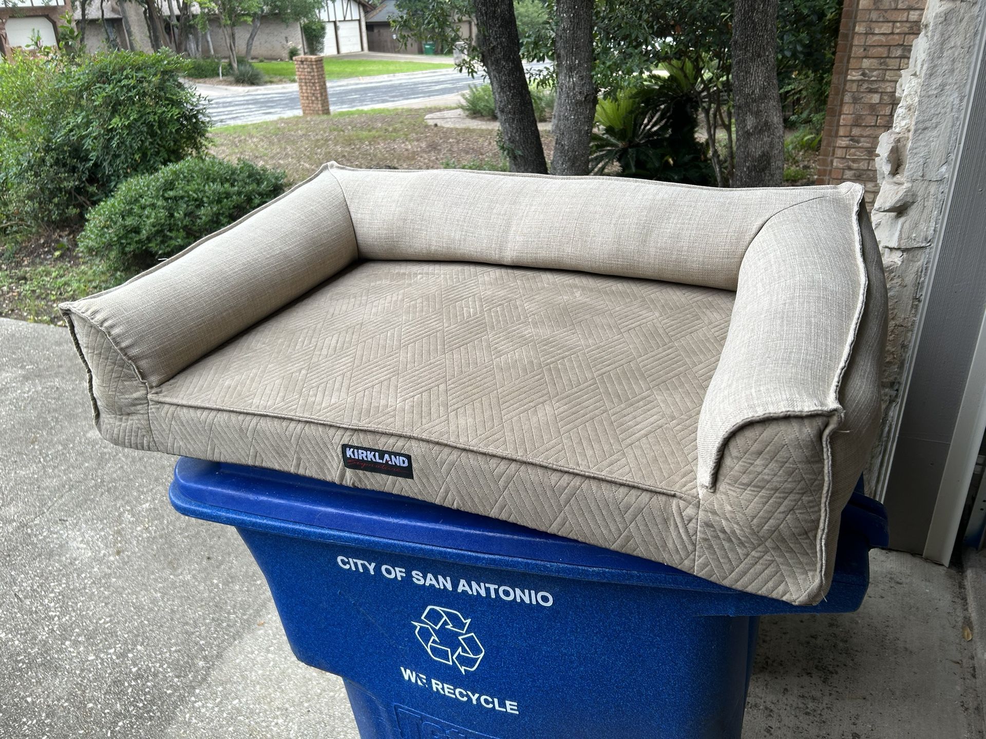 Dog Bed Sofa-Kirkland Signature