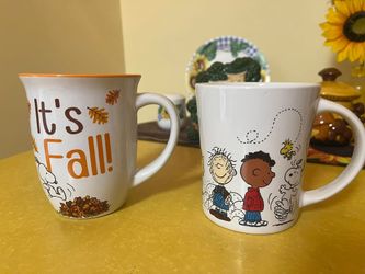 Two Charlie & Snoopy Cups