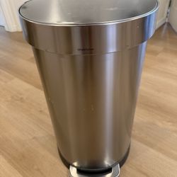 Simplehuman Trash Can 