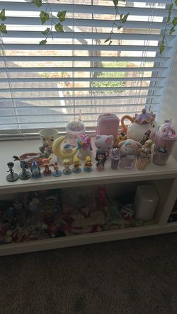 Selling cute items text me for prices