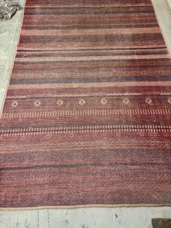 4’x6’ Striped Area Rug - USED